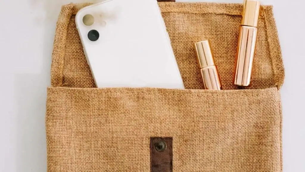 Eco Friendly Purses Sustainable Materials and Fashionable featured image