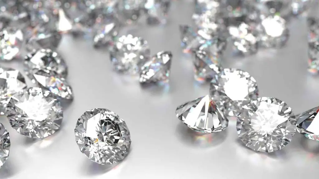 Going Green with Jewelry Know About Eco Diamonds Vs Real Diamonds Featured Image